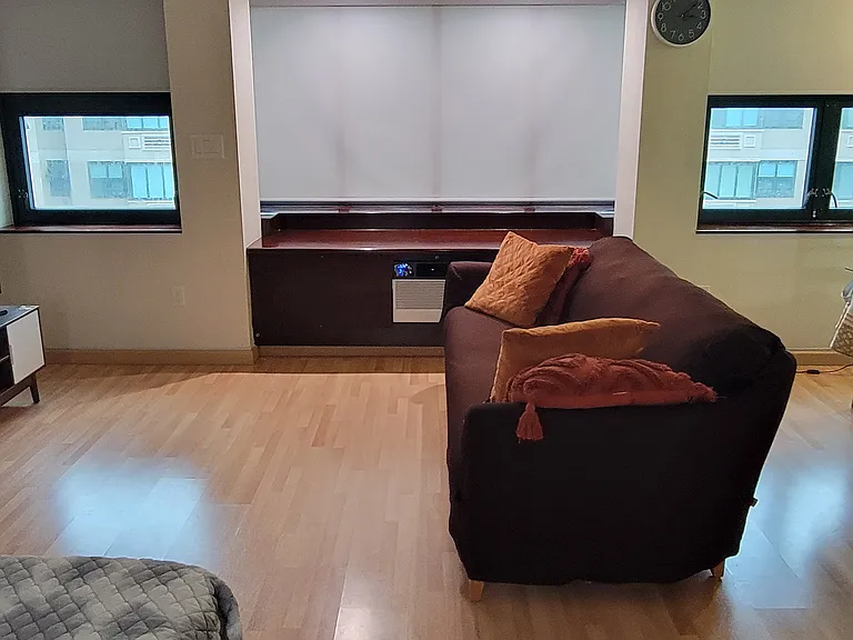 545 Queen St #539 — Photo 1