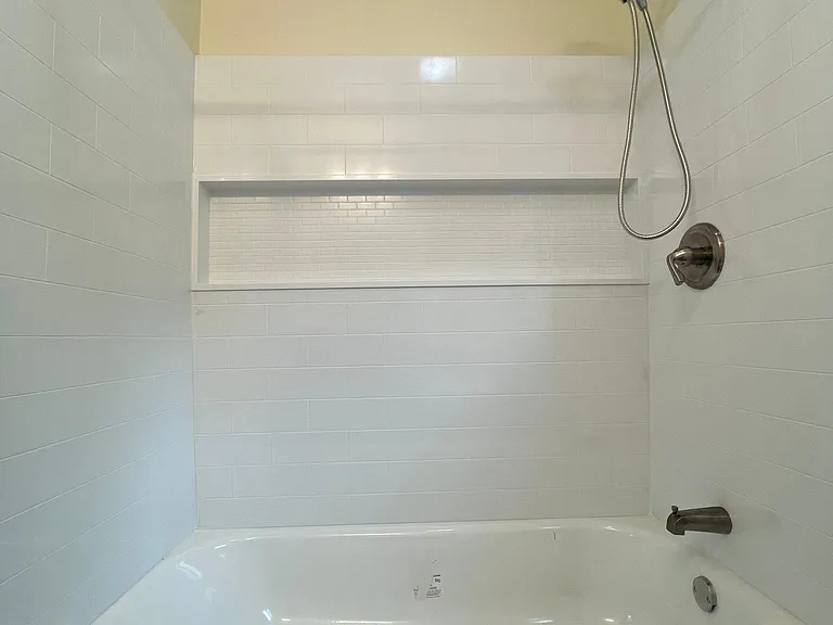 176 S 3rd Ave #B — Photo 18