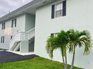 2711 Vandiver Dr APT 208, West Palm Beach, FL 33409