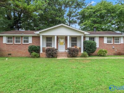 6418 Robinhood Ln NW, Huntsville, AL, 35806