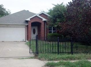 1826 Dallas St, Grand Prairie, TX 75050