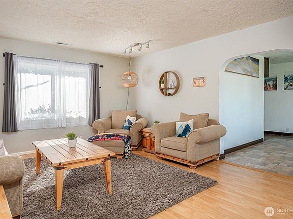 4th image of 137 Aden Street SW
