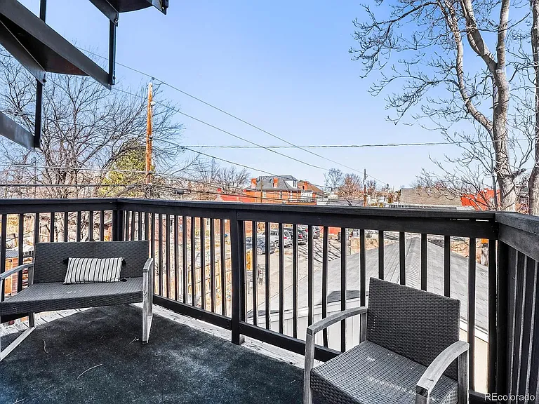 2nd floor deck access to rooftop patio