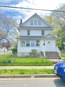 124 Oak Avenue, Hempstead, NY, 11550