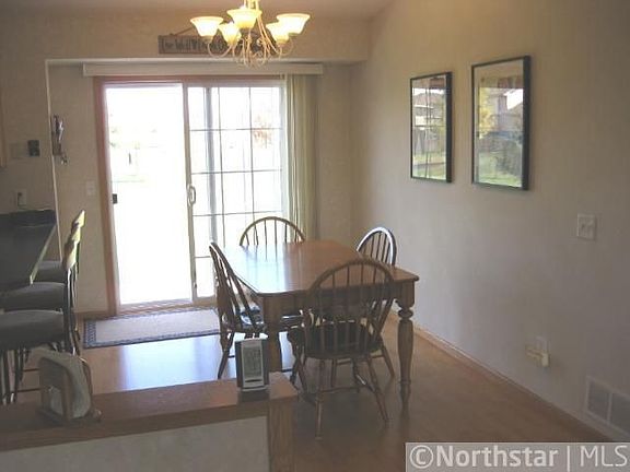 5th image of 741 Heritage Ln