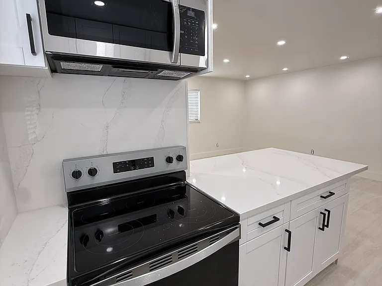 3265 Griffin Rd #101 — Photo 8