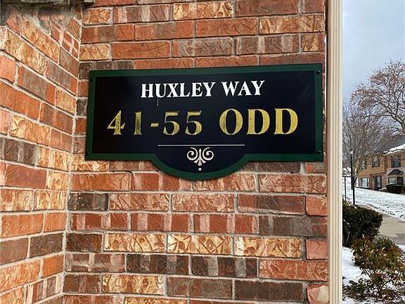 3rd image of 49 Huxley Way