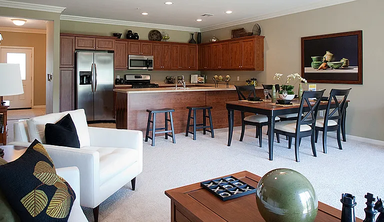 Fairfield Knolls East — Photo 8