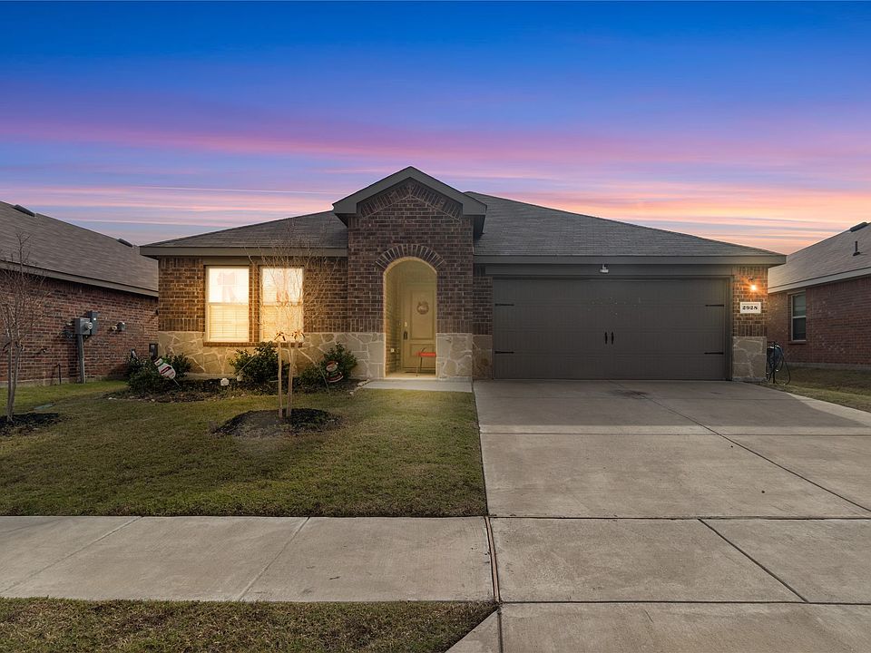 1st image of 2928 Roper St