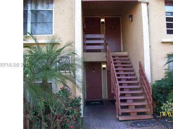 4403 TREEHOUSE Lane #D, Tamarac, FL 33319