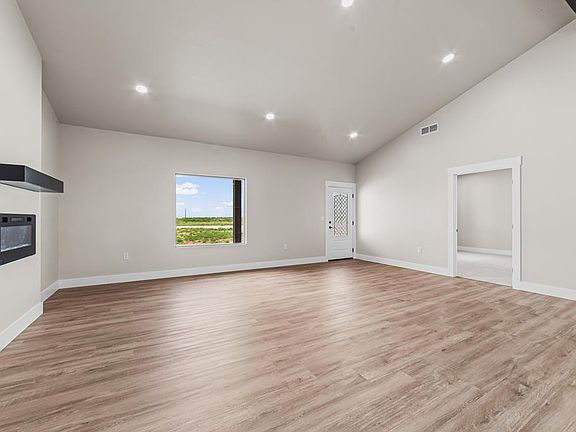 5th image of 247 Private Rd