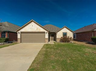 144 Shawnee St, Greenville, TX 75402