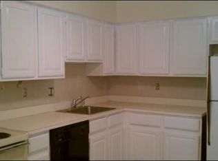30475 W Forteen Mile Rd APT 89-1, Farmington Hills, MI 48334