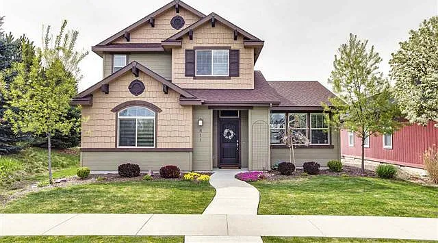 411 N Baxter Way — Photo 1