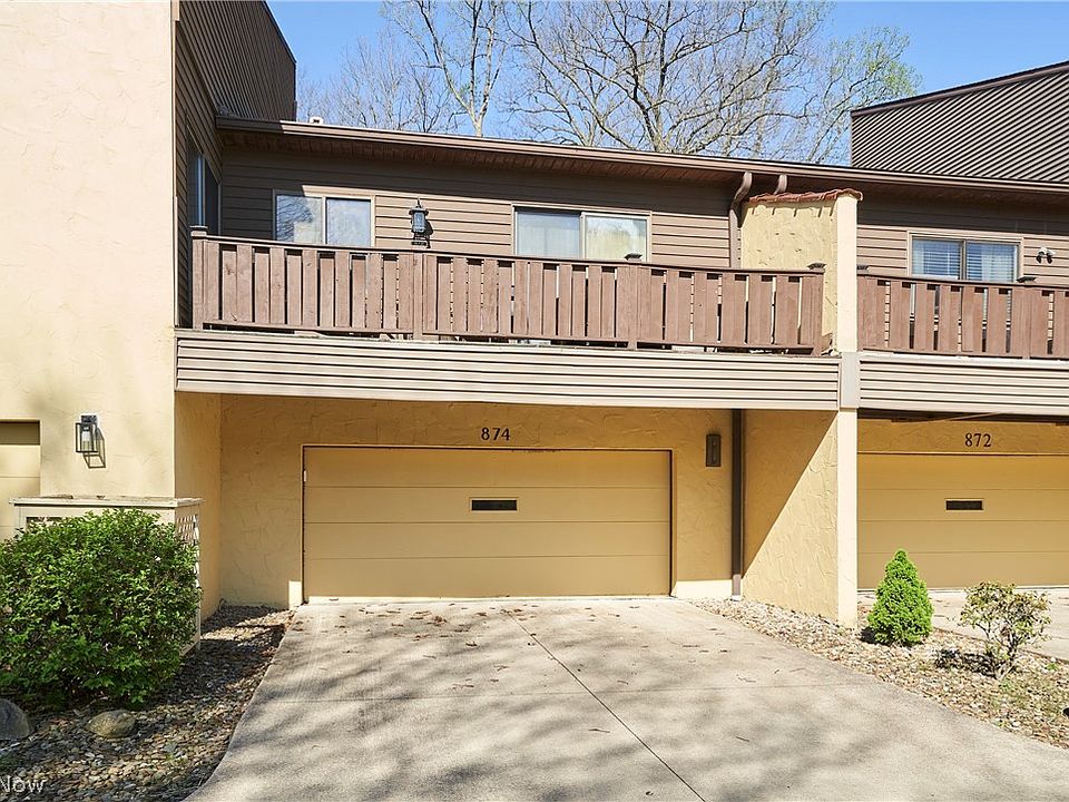 1st image of 874 Hampton Ridge Dr