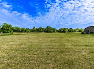 125 Wolf Crossing Dr, Morton, IL