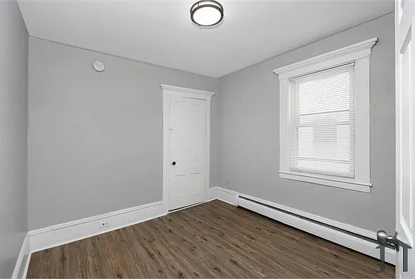 221 Lake Ave — Photo 14