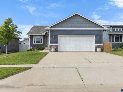 8900 W 22nd St, Sioux Falls, SD, 57106