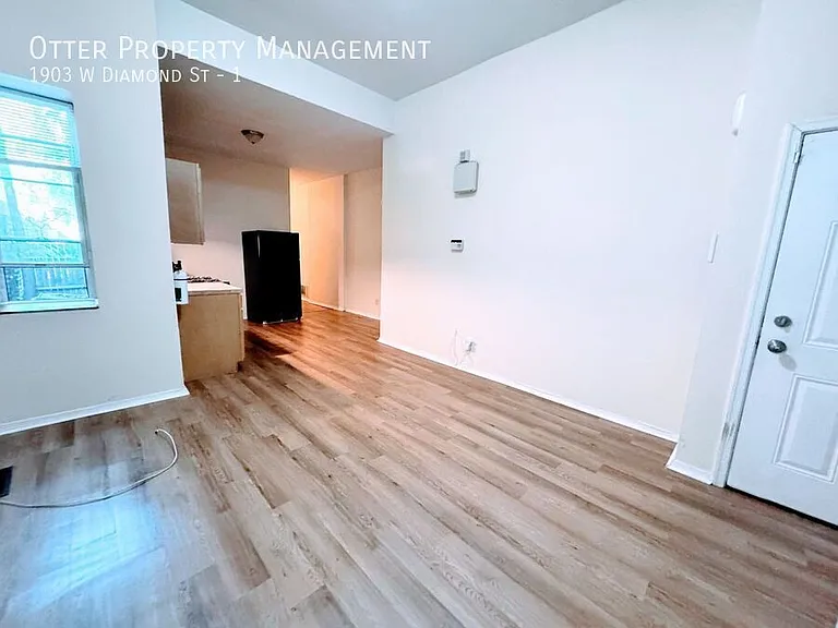 1903 W Diamond St #1 — Photo 11