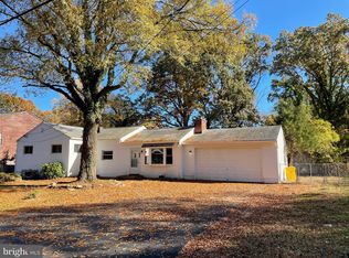 329 Dorchester Rd, Pasadena, MD 21122