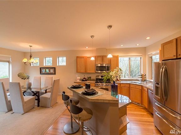 4th image of 12216 NE 103rd Ln