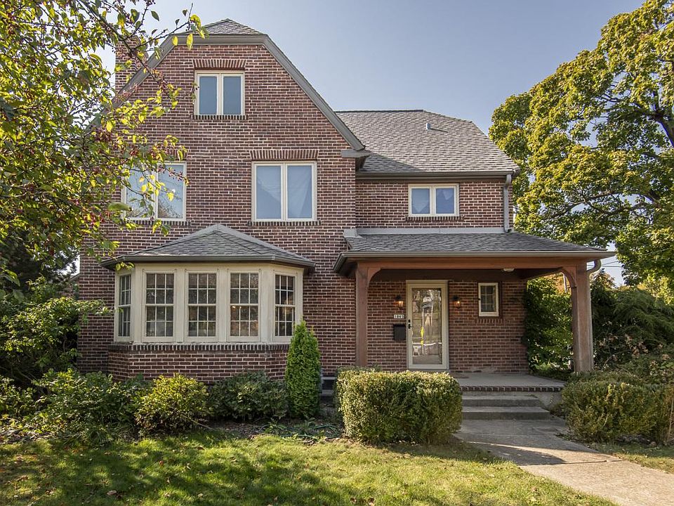 1st image of 1845 North Wauwatosa AVENUE