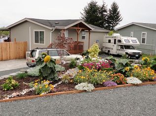 5545 Hillvue Rd, Blaine, WA 98230