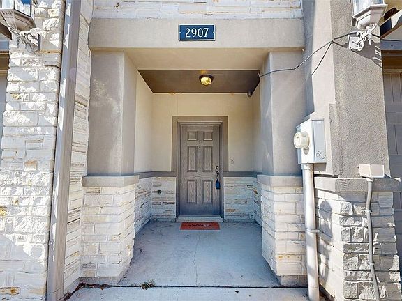 2nd image of 2907 Papa Bear Dr