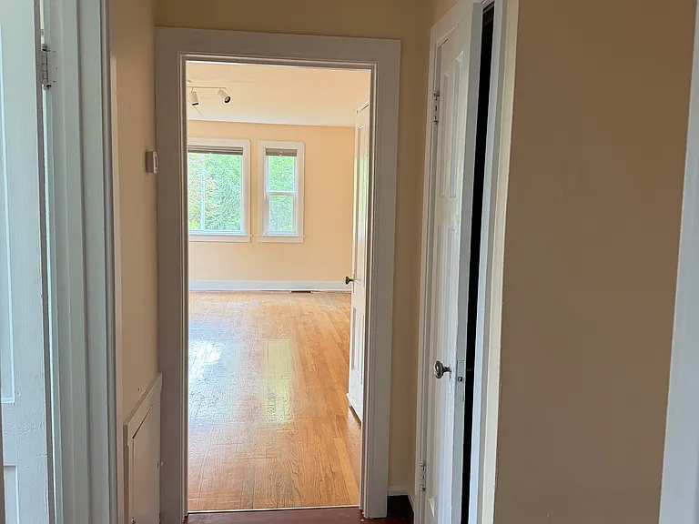 725 Holter St #2 — Photo 5