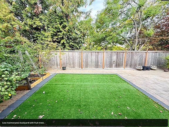 5th image of 22718 SE 12th Pl