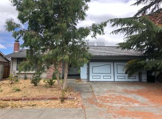 1505 Pheasant Dr, Petaluma, CA 94954