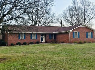 235 Bear Creek Rd, Lavonia, GA 30553