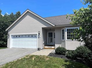 79 Hall Rd, Fremont, NH 03044