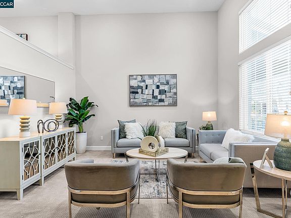 5th image of 6185 Yardley Ln