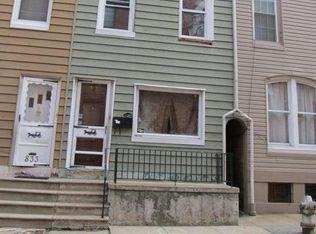 831 Moss St, Reading, PA 19604