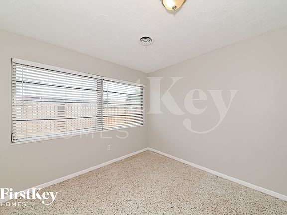 4th image of 4516 56th St W