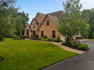 371 Wedgewood Dr, Bear Creek Township, PA 18702