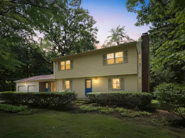 907 Main St, Wilbraham, MA 01095