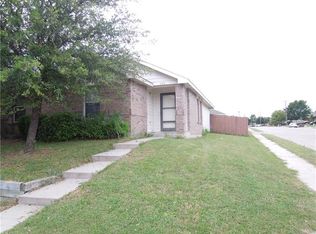 702 Grambling Dr, Dallas, TX 75241