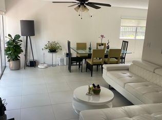 15857 SW 90th Ct, Palmetto Bay, FL 33157