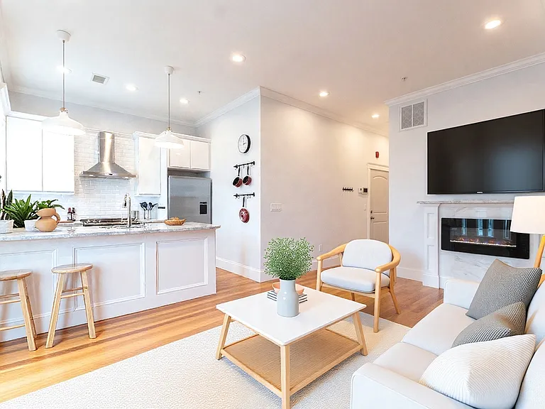 9 Everett Ave #2 — Photo 10