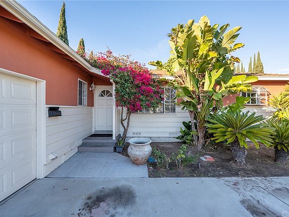 3rd image of 6101 Mahogany Ave