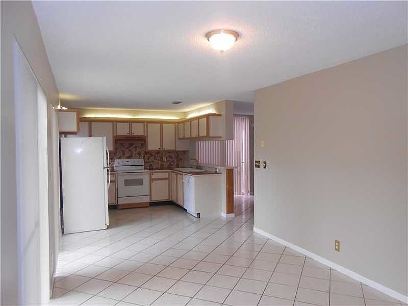 2nd image of 10041 Cleary Blvd