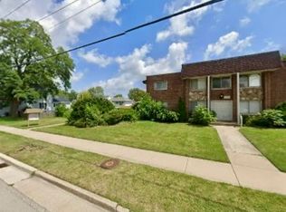 919 State St APT 4, Lemont, IL 60439