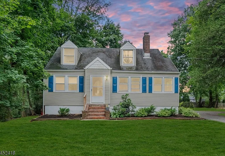 106 Mountain Ave — Photo 1