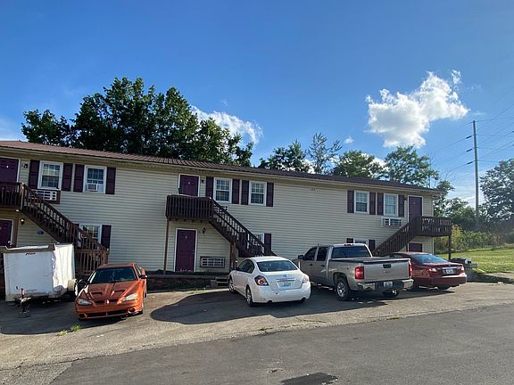 3rd image of 407 Turpin Dr APT 6