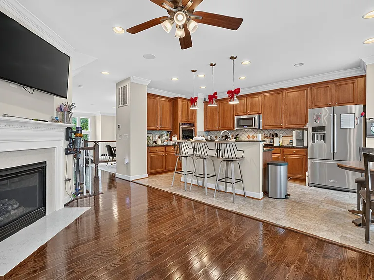 12230 Water Elm Ln — Photo 4