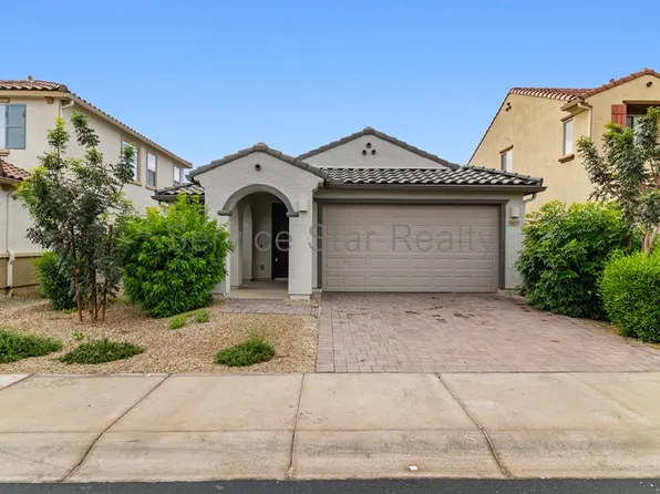 9031 W San Juan Ave, Glendale, AZ 85305