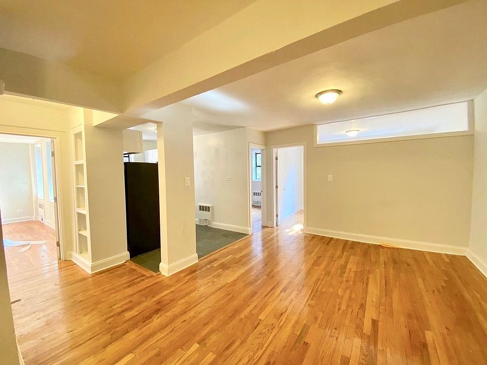 1st image of 222 E 17th St #M2