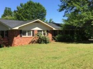 240 W Greenwood Dr, Carrollton, GA